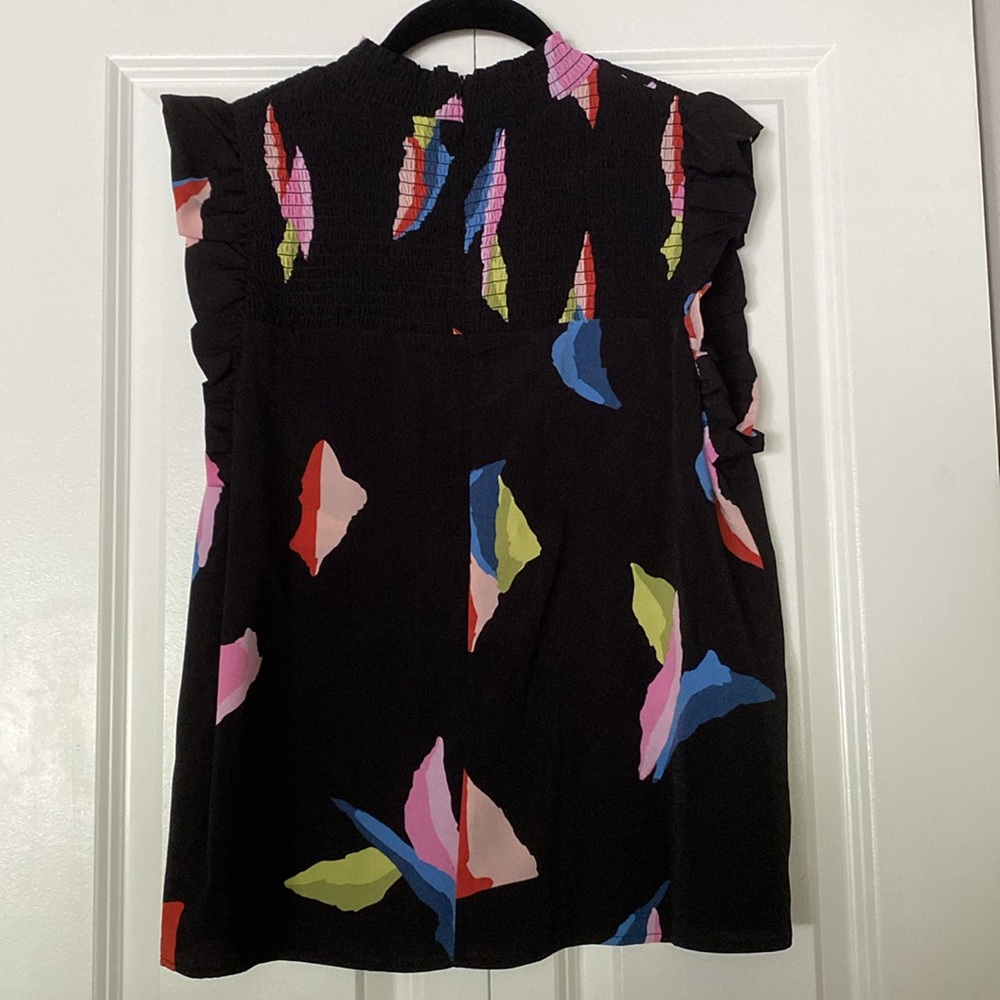 THML Colorful Abstract Top - Picture 2 of 4